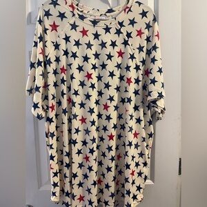 Lularoe Axel Patriotic Red and Blue Stars T-Shirt size 3XL